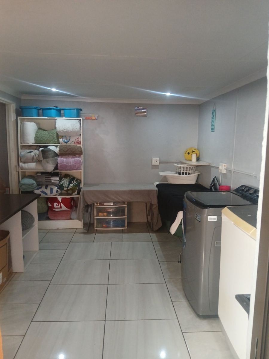 4 Bedroom Property for Sale in Kimberley North Northern Cape